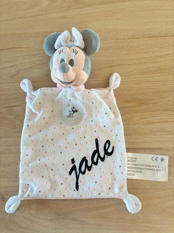 Doudou Minnie (Disney) - prénom Jade brodé 