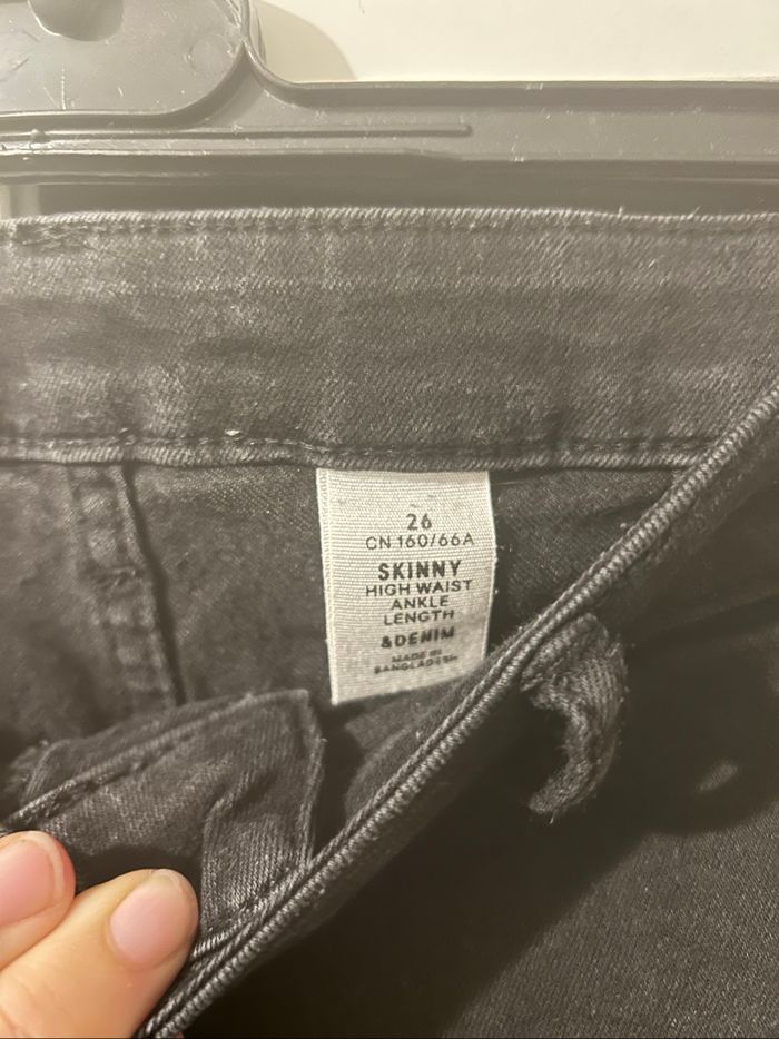 Jean skinny H&M - photo numéro 3