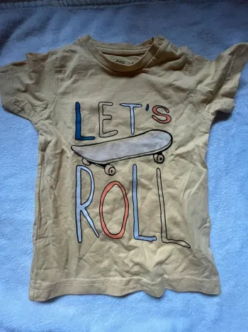 T-shirt manche courte taille 24 mois (86cm)