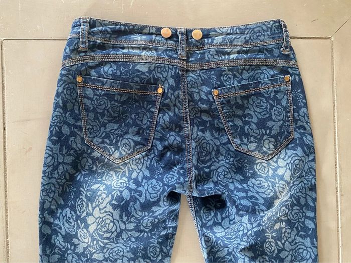 Jeans Girl Tribu bleu avec fleurs taille 34 - photo numéro 15