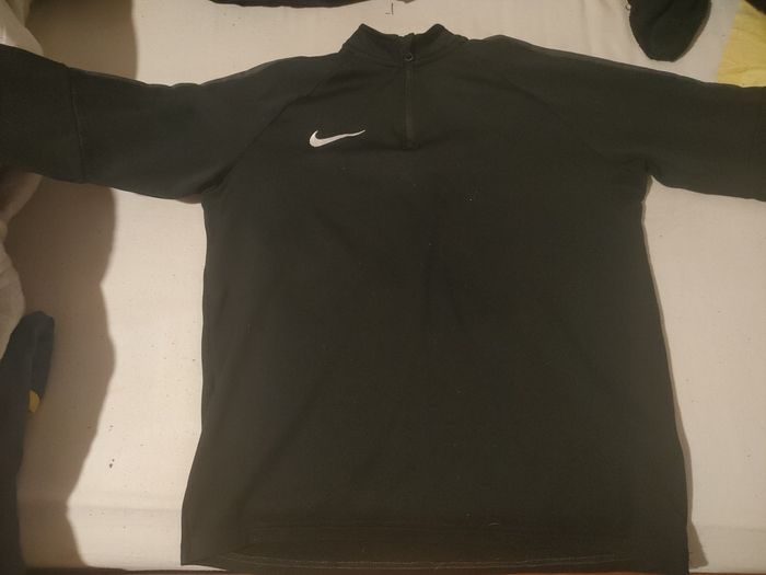 Pull Nike - photo numéro 3