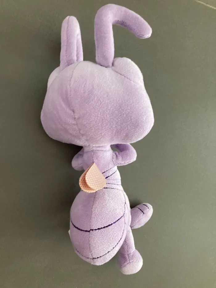Peluche 1001 pattes pixar en très bon état - photo numéro 2