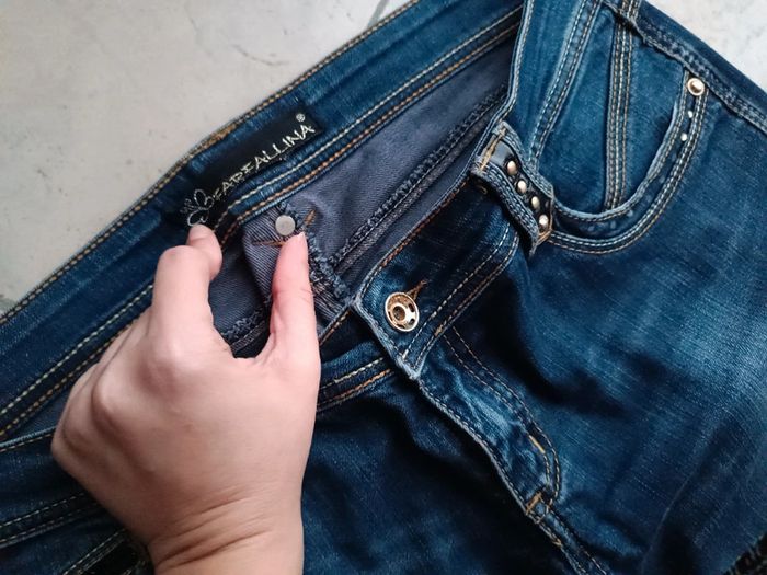 Jeans marque FarFalliNa - bleu medium - taille 40 - TB état - photo numéro 6