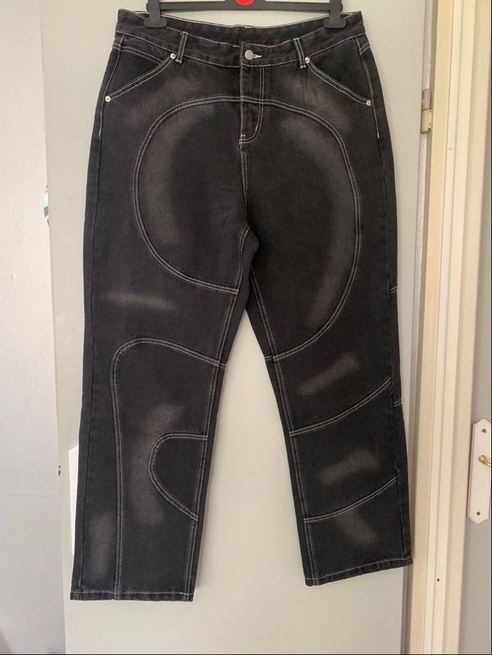 Jean noir avec coutures originales 👖 - photo numéro 2