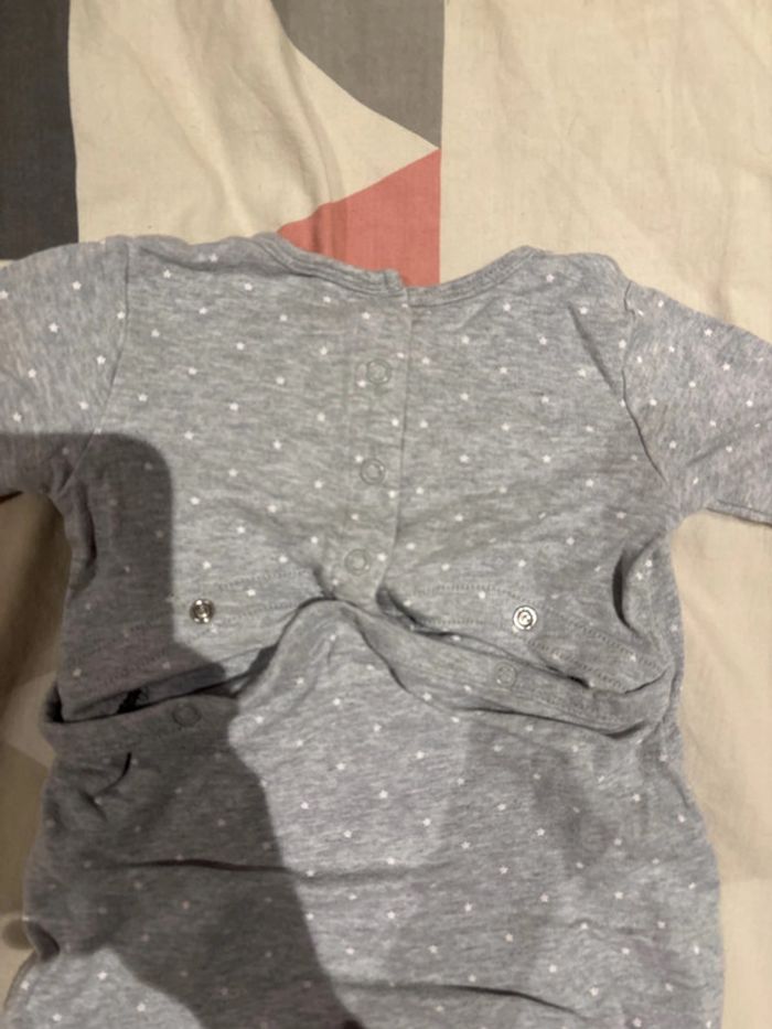 Pyjama 6 mois - photo numéro 4