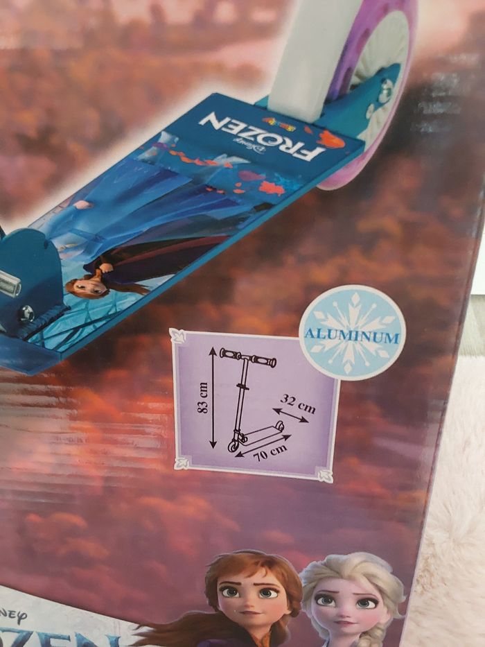 Trottinette pliable 2 roues Smoby - La Reine des Neiges - photo numéro 2