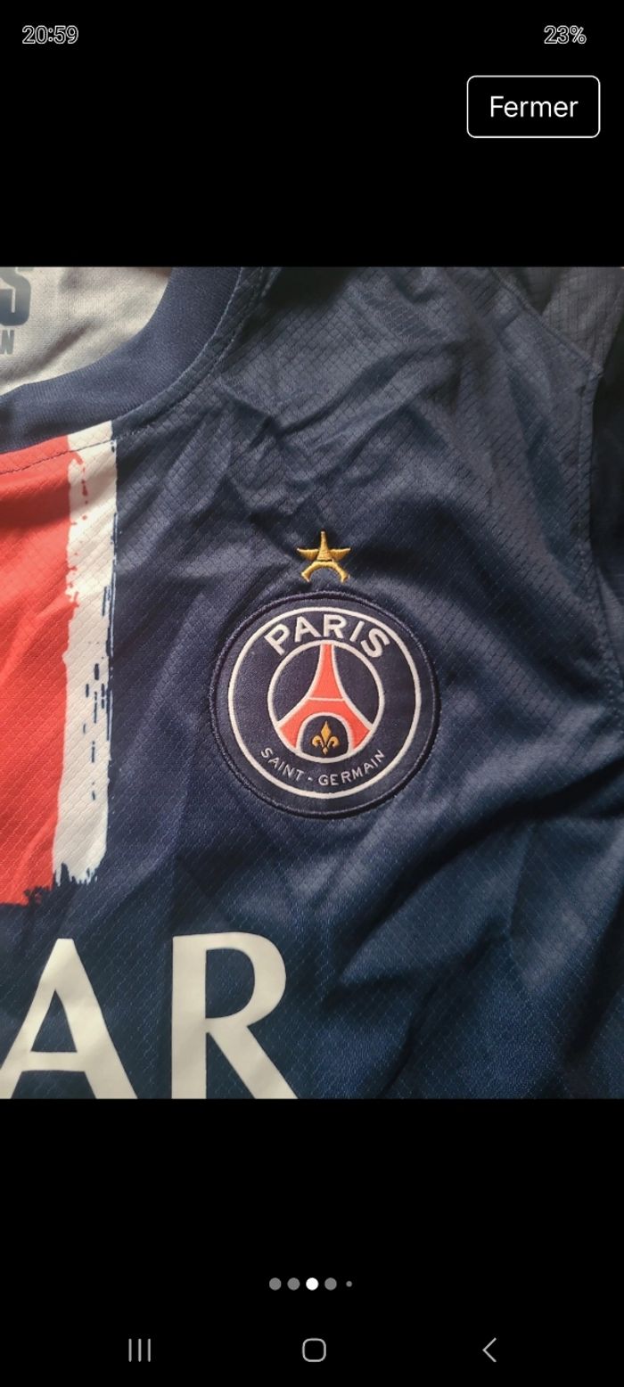Maillot psg avec étoiles brodé - photo numéro 2