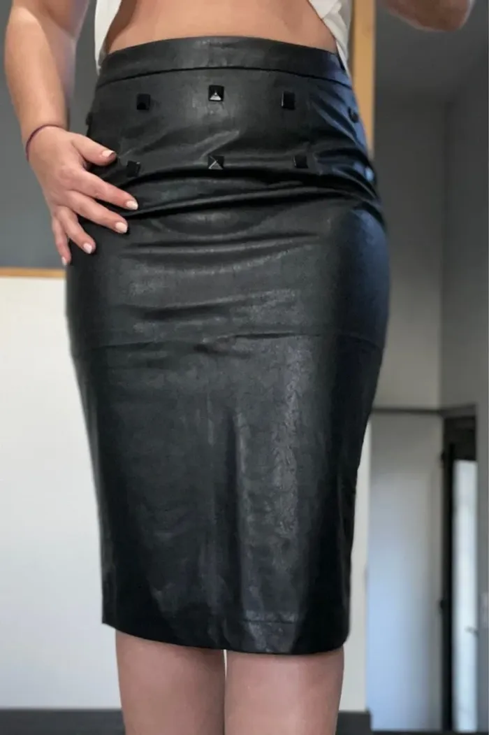 Jupe similicuir noir sexy fermeture longueur - photo numéro 3