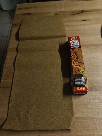 Neuf Bearded Dragon Carpet/Tapis de la marque ZOO Med