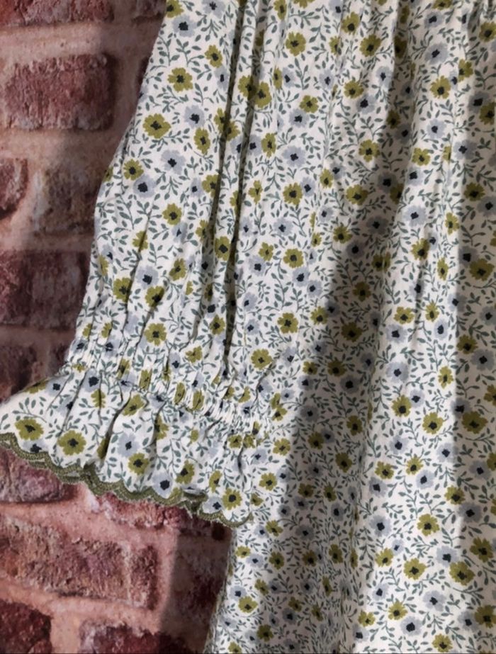 Robe neuve Cyrillus 8ans - photo numéro 4