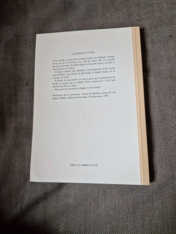 Livre la prédiction de Nadia l'école des loisirs - photo numéro 2