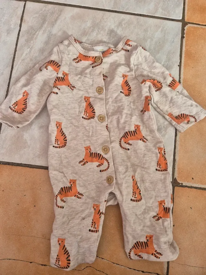 Lot n°1 vêtements bébé garçon 1 mois - photo numéro 6