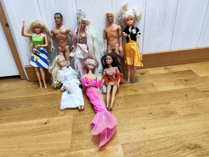 Panoplie des Barbies et accessoires - photo numéro 8
