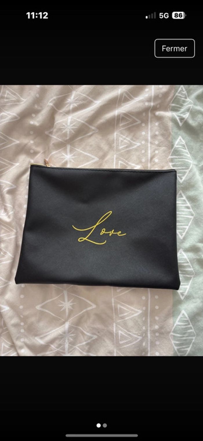 Pochette - H&M - 5€ - photo numéro 2