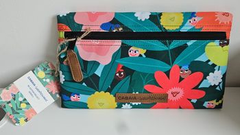 Pochette large pour sac à dos Cabaia Edition limitée La ville et les nuages