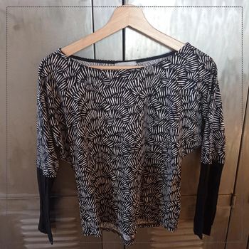 Haut manches longues noir et blanc Etam taille XS bon état