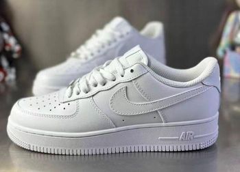 Nike Air Force 1 taille 44