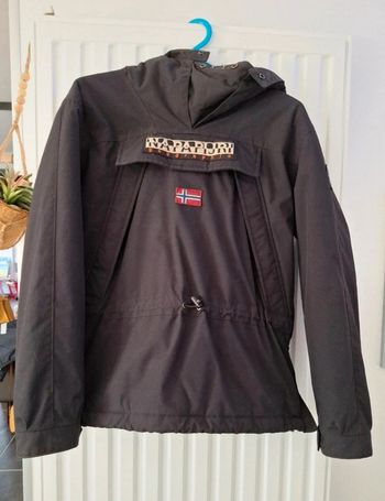 Manteau blouson Napapijri noir 12 ans