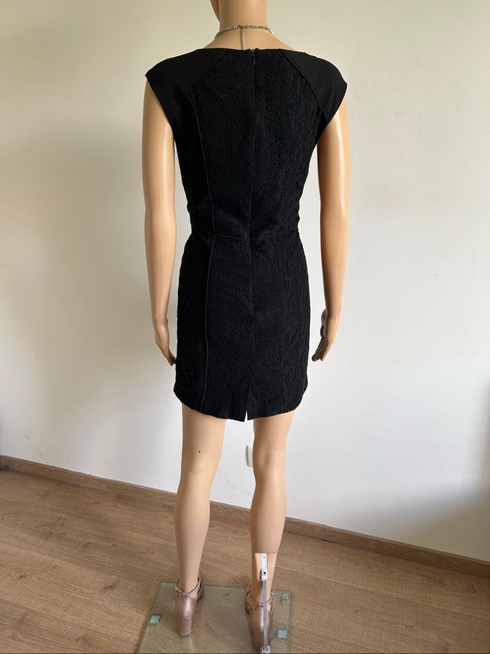 Robe noire en dentelle sans manches Jacqueline Riu taille 36 TBE - photo numéro 6