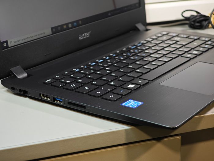 Ordinateur Portable Acer Aspire 1 A114-31 / Celeron N3350/ SSD 32Go/ Ram 4Go/ Intel HD Graphics/ W10/ Garantie 1an - photo numéro 4