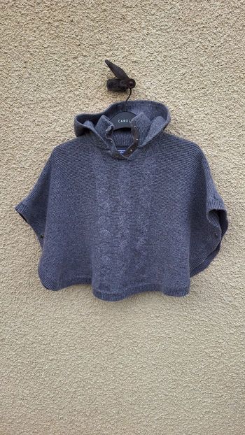 👚 Cape / Poncho à capuche Okaïdi 10 ans 