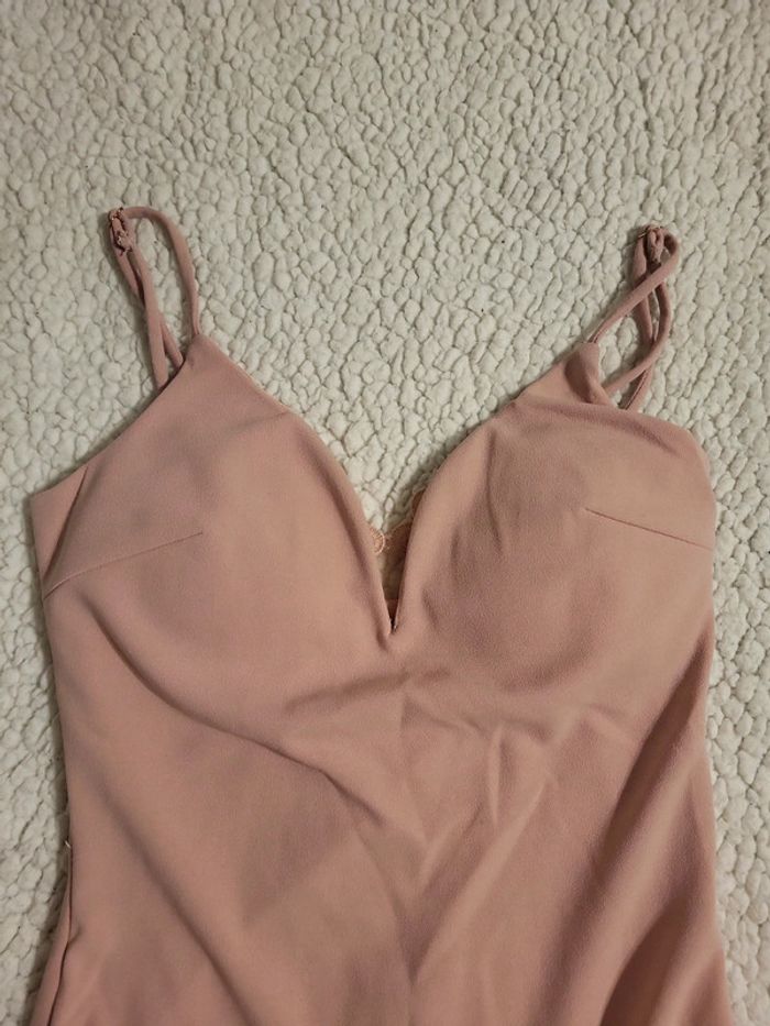 Belle robe rose avec dentelle ! - photo numéro 8