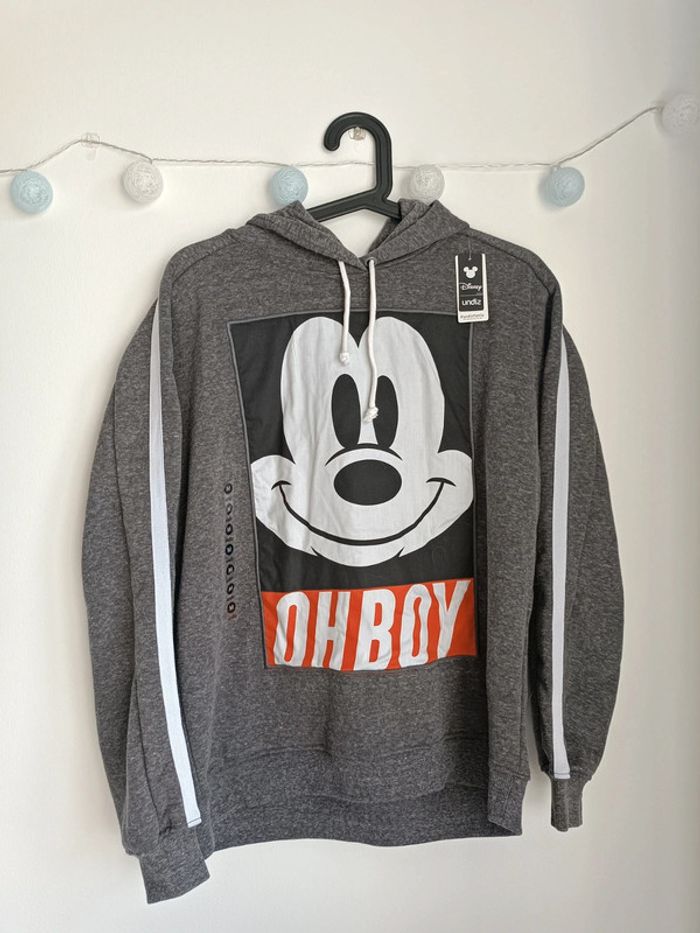 Sweat à capuche gris chiné motif Mickey Disney Undiz Taille M Neuf avec étiquette - photo numéro 2