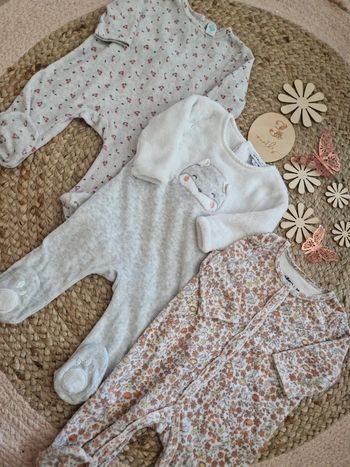 Lot de pyjamas fleurie gémo bébé fille 3mois