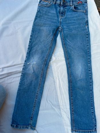 jeans tape à l'œil