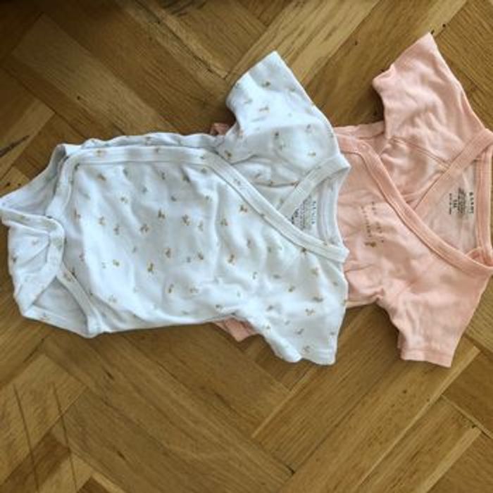 Lot de 9 bodies 1 mois - photo numéro 4