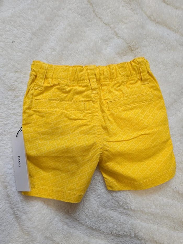 Short Hugo Boss jaune 6 mois - photo numéro 6