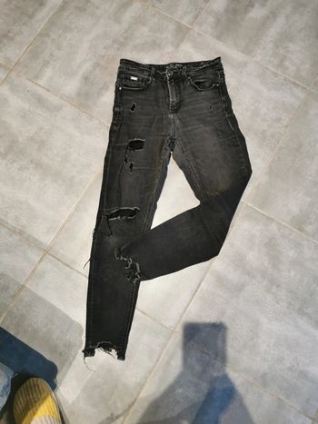 Jean destroy stradivarius taille 38