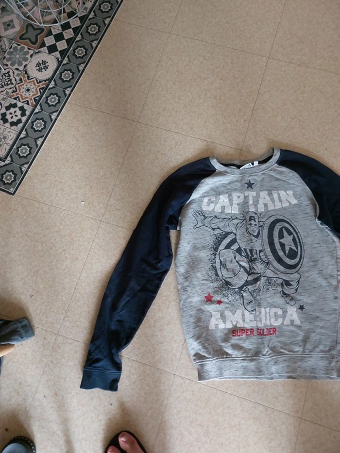 Pull marvel bon état - photo numéro 2