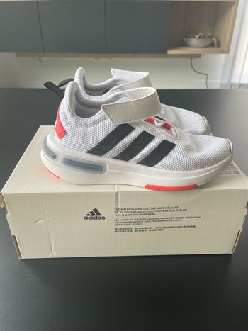 Adidas racer