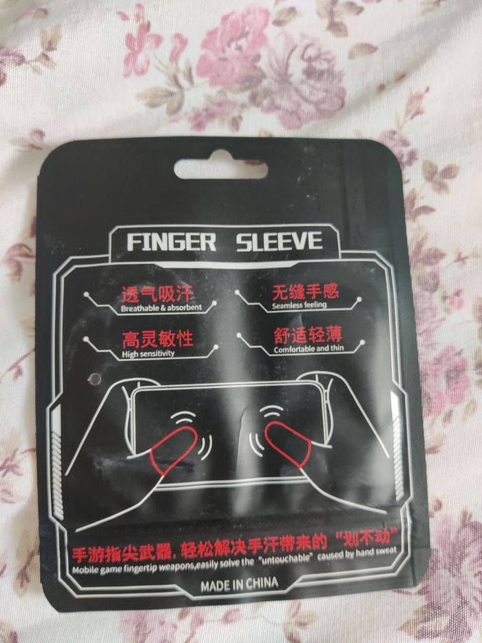Mobile gaming finger sleeve - photo numéro 2