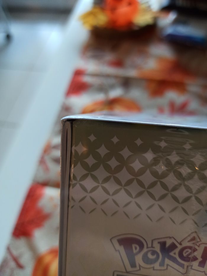 ETB Pokémon Évolution Prismatique - Neuf & Scellé ( Avec Défaut) - photo numéro 7