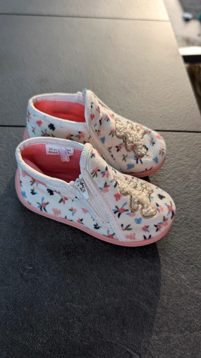 Chaussons, pointure 22 - photo numéro 3