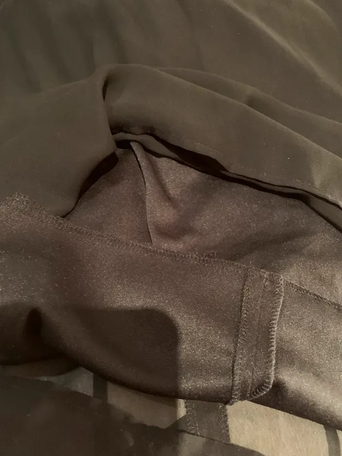 Robe noire - photo numéro 5