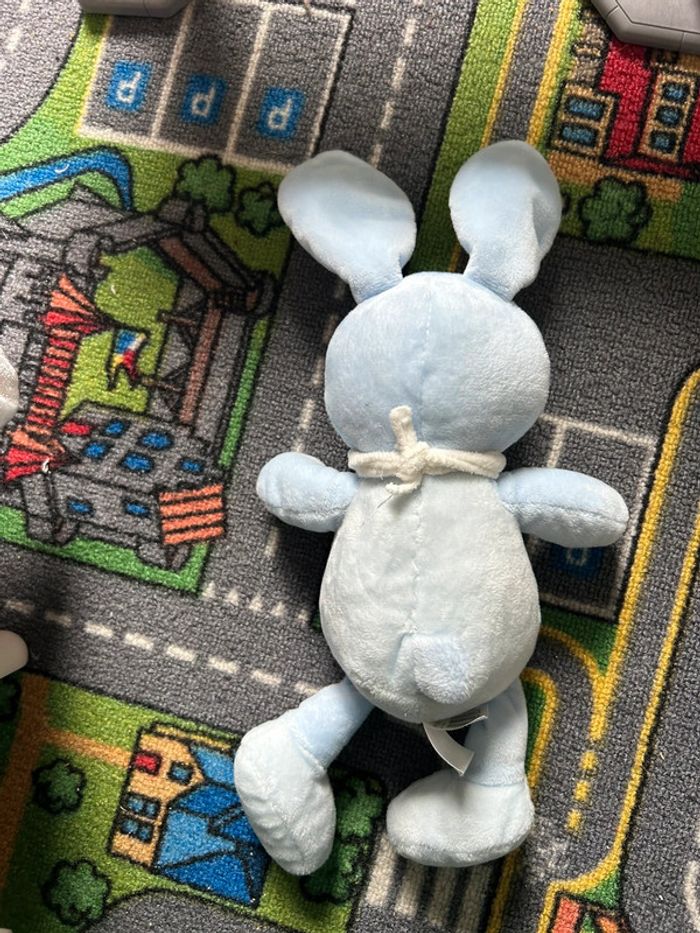Doudou lapin bleu , mes petits cailloux - photo numéro 4