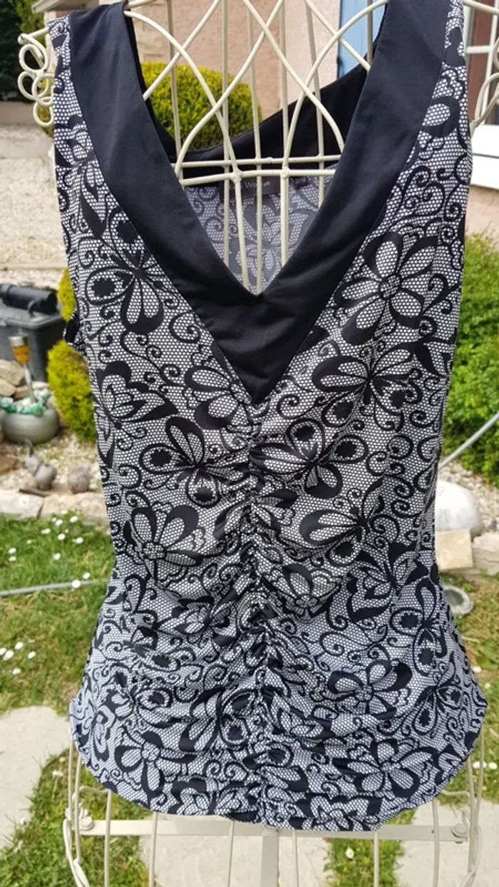 Teeshirt sans manches - photo numéro 3