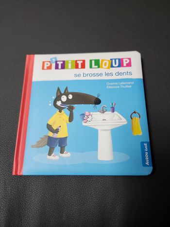 Livre enfant p'tit loup se brosse les dents auzou