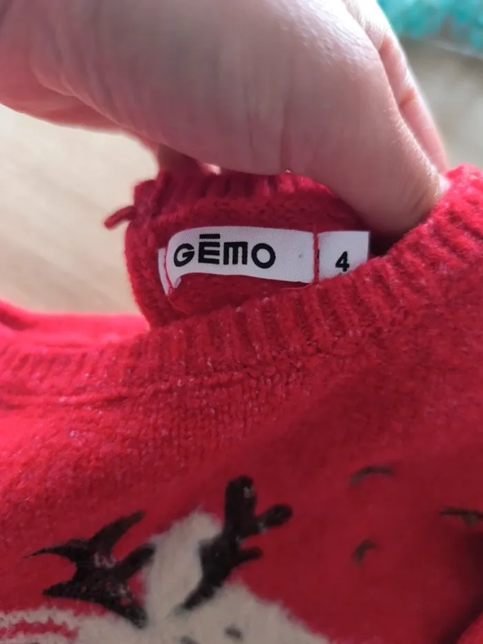 Pull d'hiver , biche , rouge , esprit noel , taille 4 ans - photo numéro 3