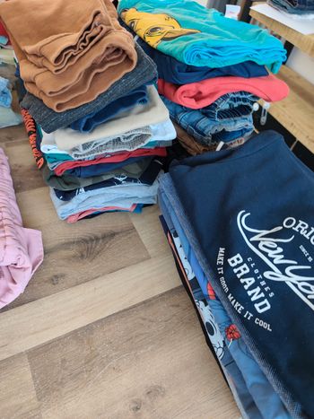Lot de vêtements 