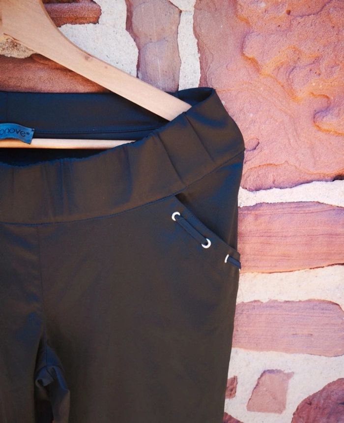 Pantalon court satiné noir Menonove - photo numéro 4