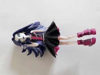 Figurine , poupée Monster High fille Spectra