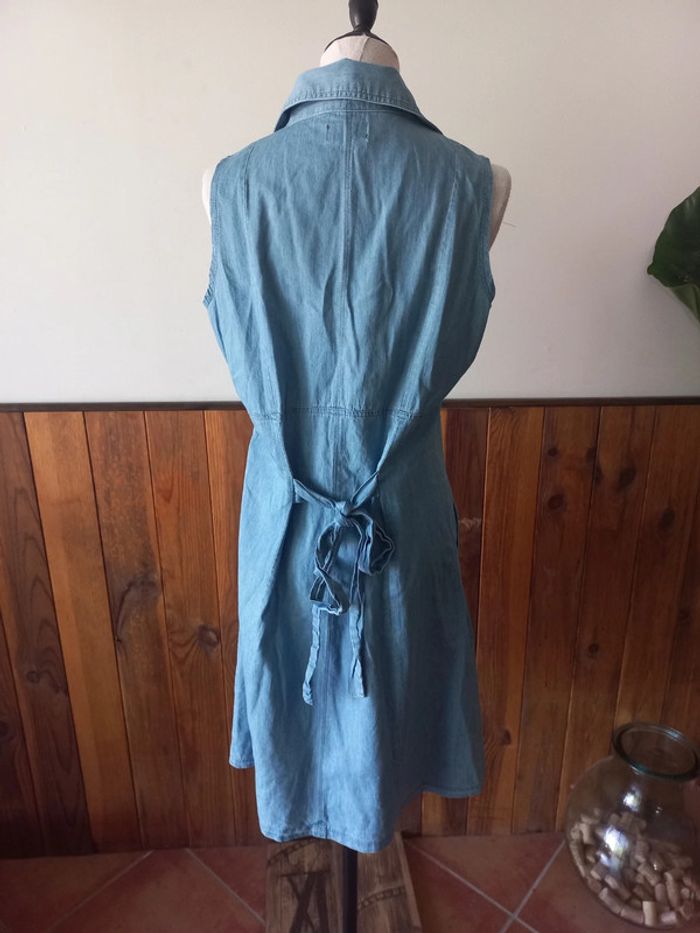 Robe en jean sans manches - photo numéro 2