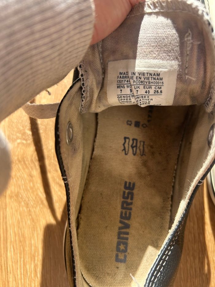 Converses noir et blanche all star taille 40 - photo numéro 8