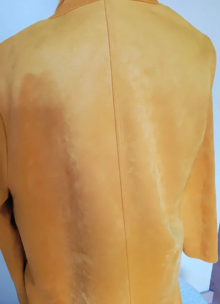 Veste / manteau long daim Zara moutarde - photo numéro 8
