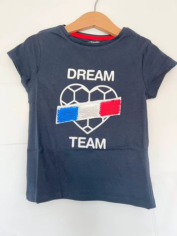 Tee-shirt Vertbaudet marine en 5ans NEUF