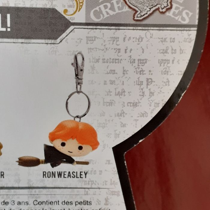 Harry Potter: Jeu 54 cartes +Porte-Clés Ron Weasley - photo numéro 5